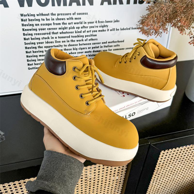 Fashion 2025 New Men's Casual Shoes Retro Motorcycle High Top Fashion Trend Boots Comfortable Non slip Height Increasing Chunky sneakers