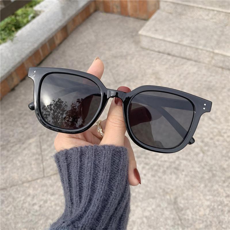 Korean Fashion Men Women Sunglasses Square Shape Anti-glare Sun glasses Women Outdoor Travelling Hiking Sunglasses for Men
