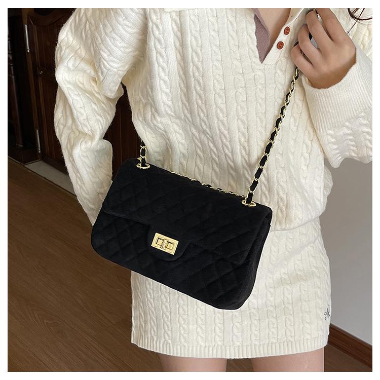1Pc Ersatile Fashion Niche Large-capacity Tote Bag New Chain Diamond Shoulder Bag High-end Small Fragrant Messenger Bag