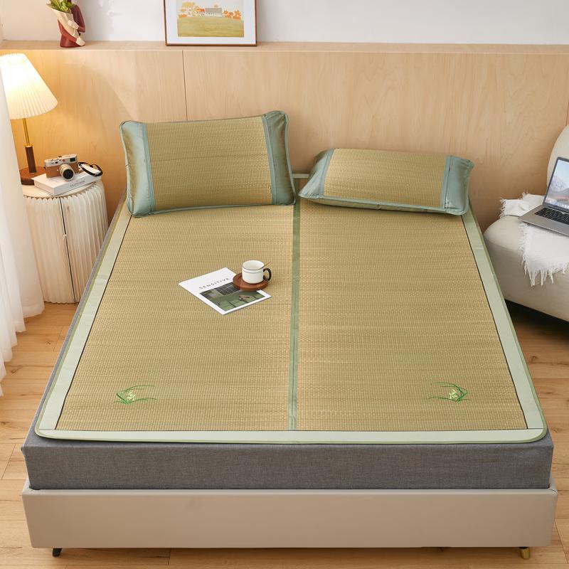 Natural Rush & Rattan Foldable Summer Mat Set