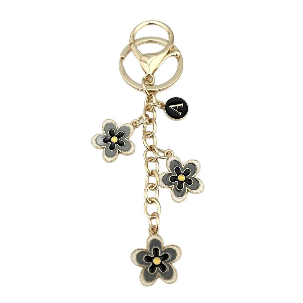 Gradient Flower Letter Keychain for Bags and Car Keys