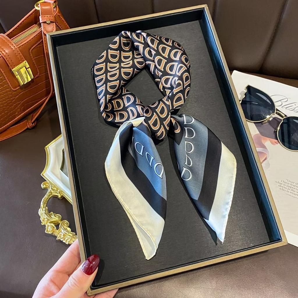 New small square scarf silk scarf women's summer versatile scarf headband silk scarf scarf temperament advanced neck protection spring and autumn thin