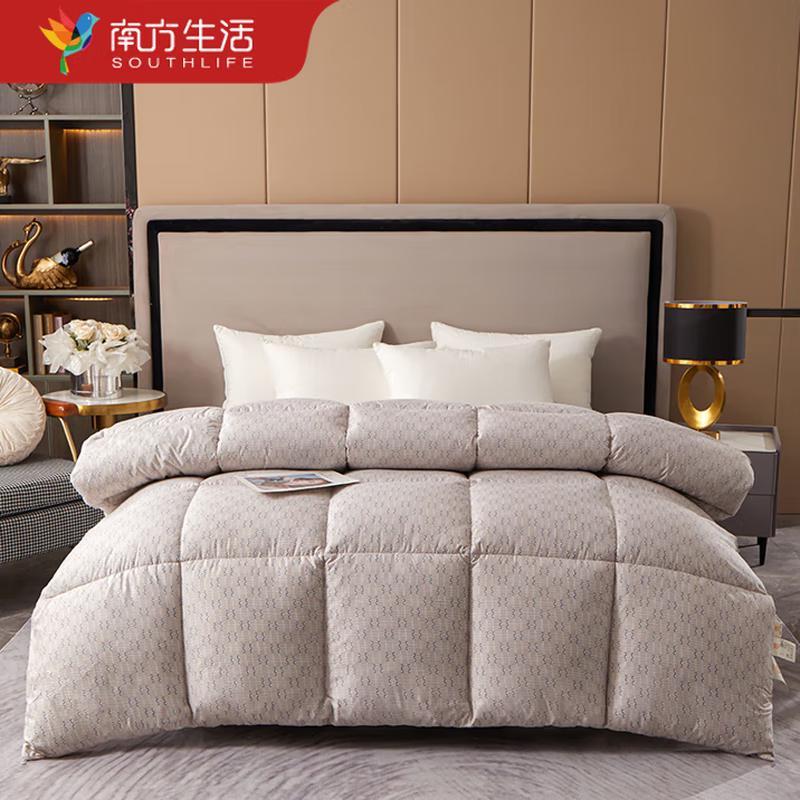 

Southern Life Comfort Quilt