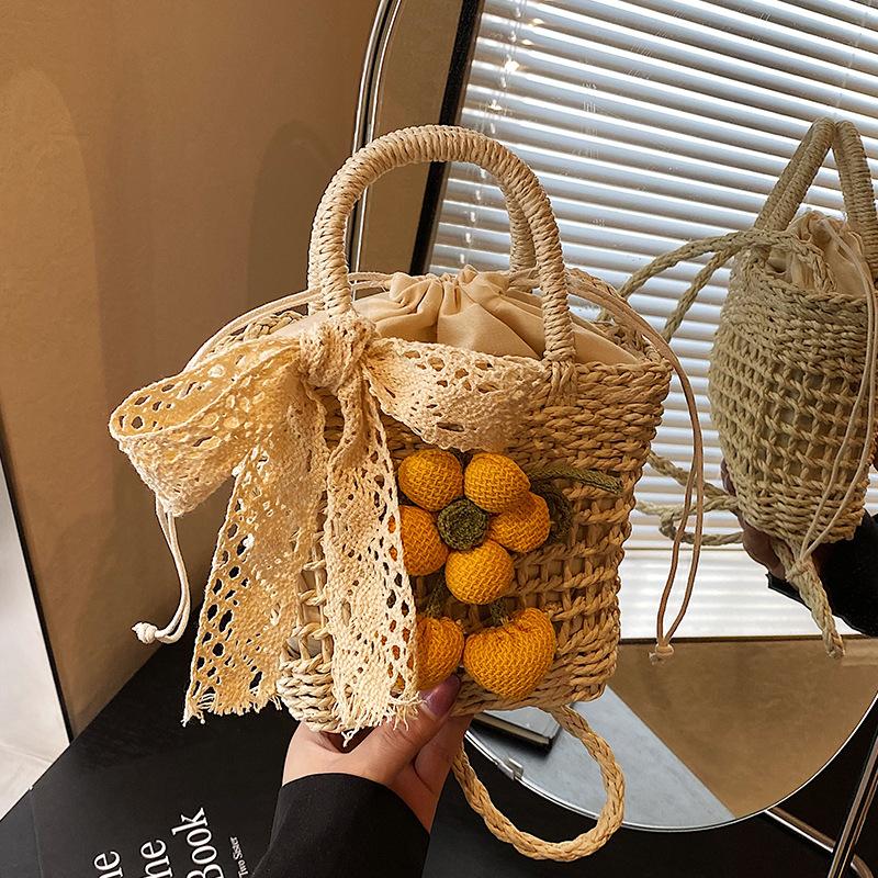 Handgjorda Vävda Väskor Semester vid Havet och Casual Handväskor Damers Textur Nisch Liten Grönsakskorg Crossbodyväskor Kvinnor