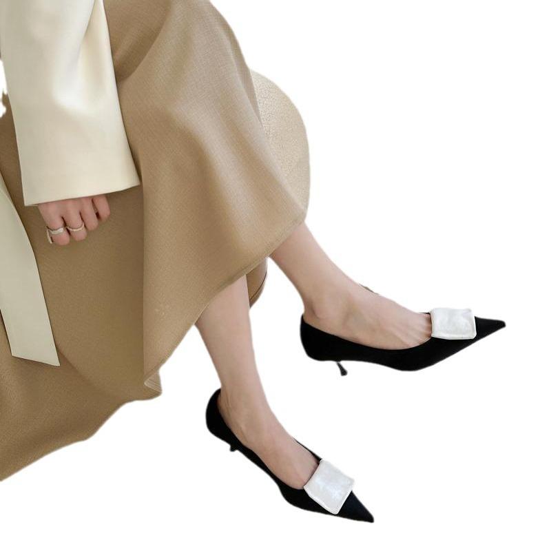 2025 neu guter Temperament Tochter Stil spitze hohe Absätze Damen dünne Absätze Frühling dünne schwarze einzelne Schuhe Damen