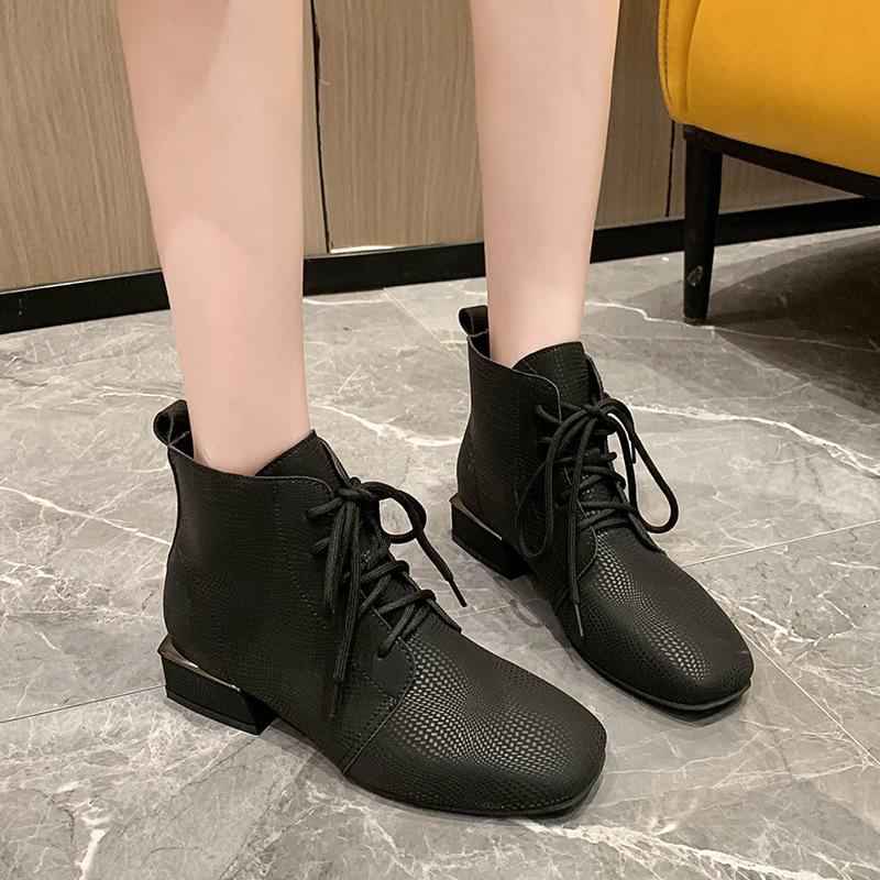 Европейские и американские черные одинарные ботинки женские новые осенне-зимние 2024 года — фото 5