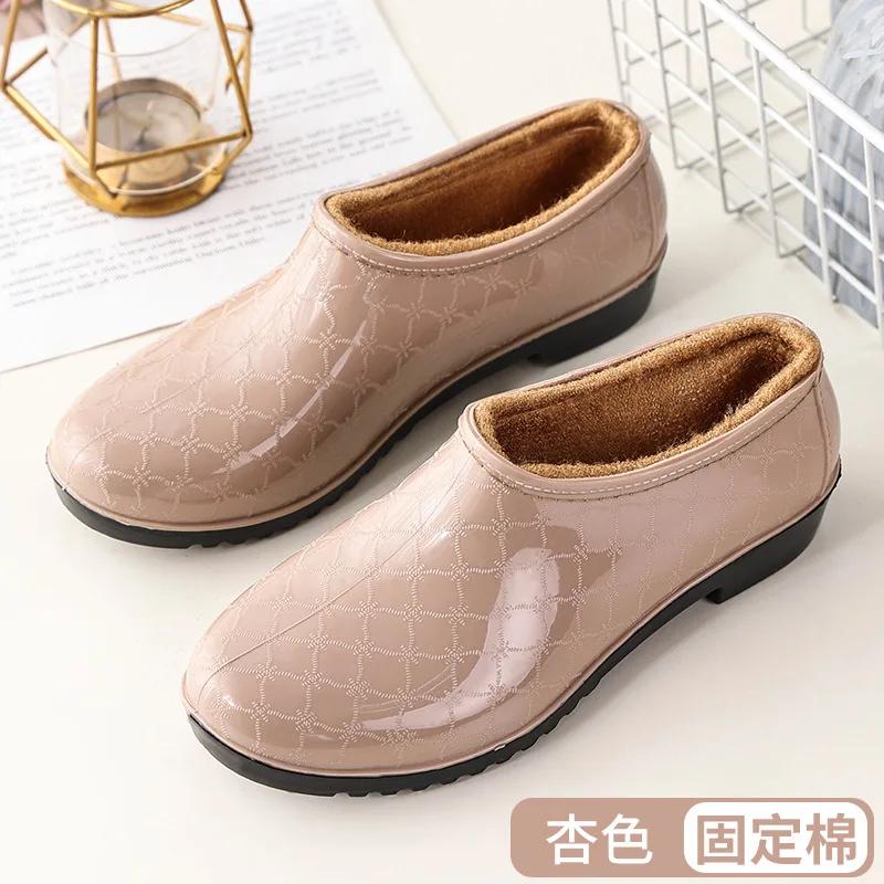 Fashion 2024 New Style Rain Boots for All Seasons Waterproof Rain Boots Plus Velvet Warm Work Car Wash Shoes Kitchen Work Rain Boots