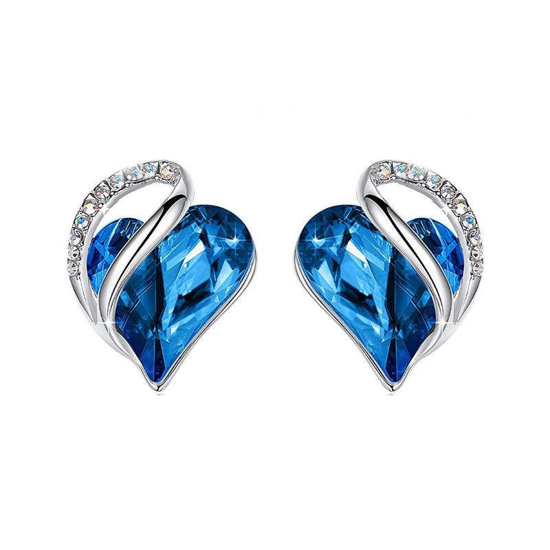 

Heart-shaped Crystal Stud Earrings, A Gift For Women. One Size