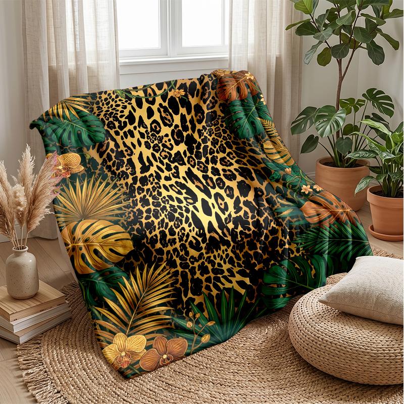 Leopard in Tropical Jungle 1 Theme blanket Lightweight Warm Flannel Blanket Decorative Throw Blanket for Home Decoration