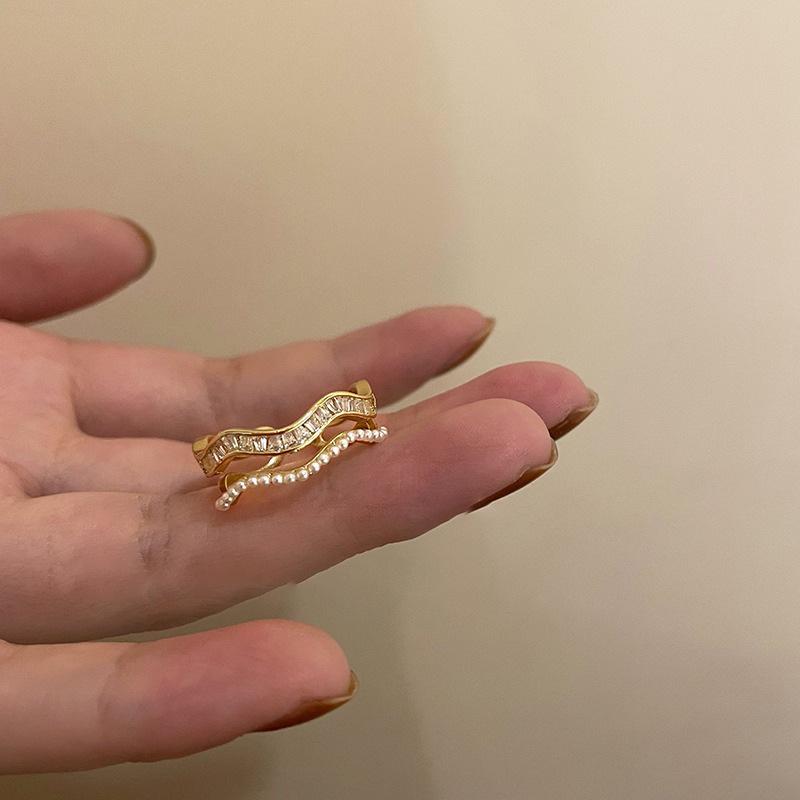 

Жемчужное Двухслойное Волнистое Открытое Женское Модное Кольцо - Легкая Роскошь Нишевый Дизайн