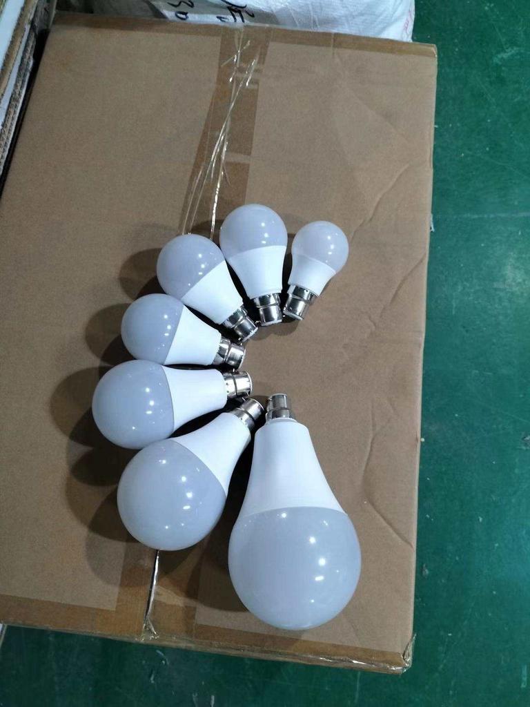 Energy Saving Aluminum White 220V 110V 3W 5W 7W 9W 12W 15W 18W 22W  25W E27 B22 Led Bulb Lamp Raw Material