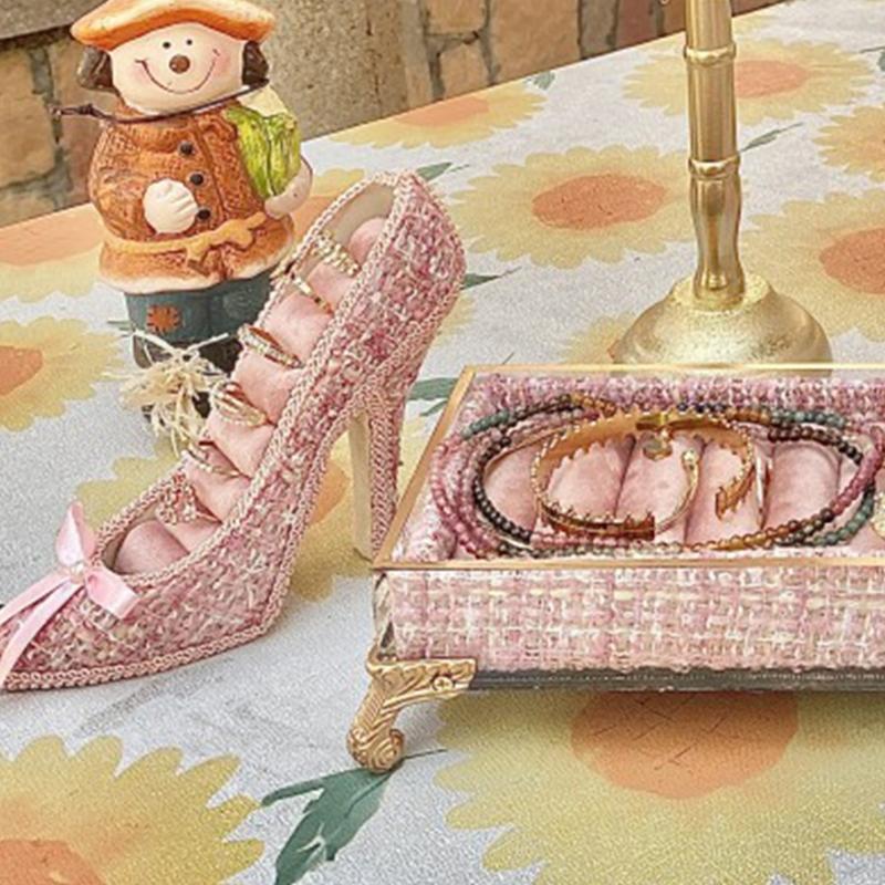 Fabric And Plastic Jewelry Display Stand For Earrings Rings High Heel Design Accessory Rack for Home Tabletop Dresser