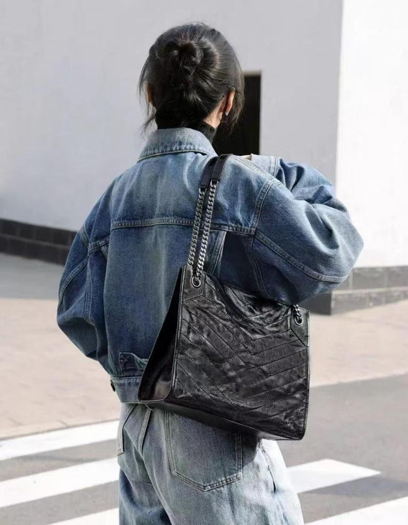 Luxury Quilted Genuine Leather Women's Tote - Large Capacity Fashion Chain Hobo Bag