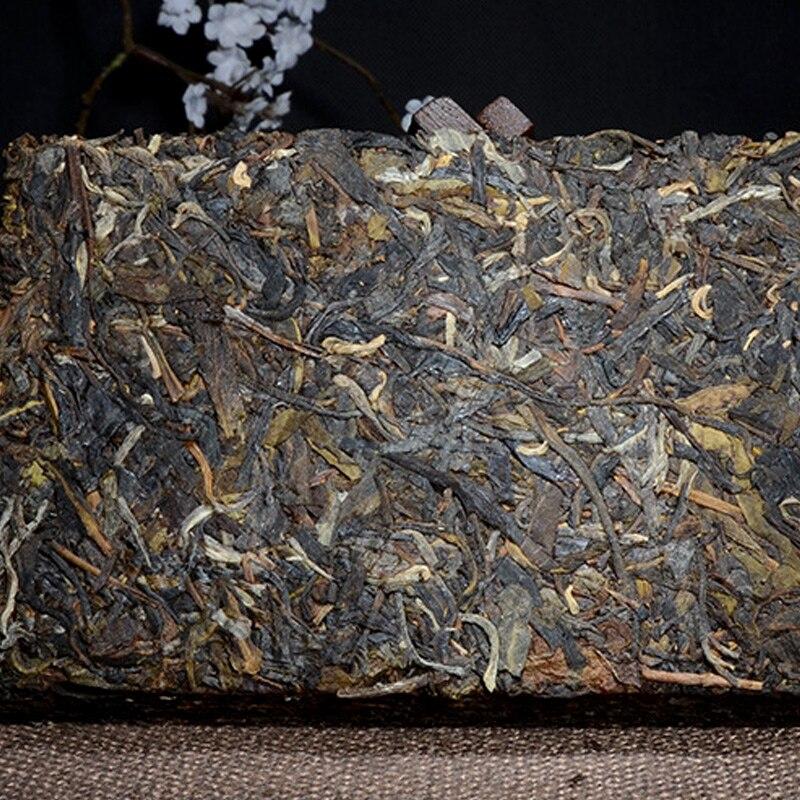 Tè Puerh Crudo 2012 Albero Antico Yiwu Sheng Puerh Tè Compresso 250g