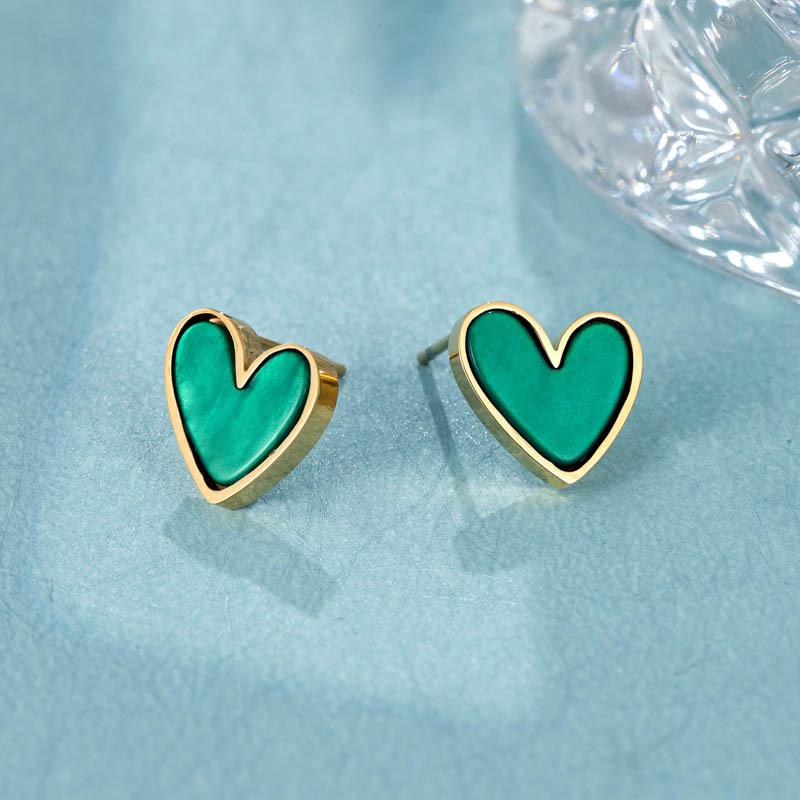 Vintage Woman Sweet Romantic Heart-Shaped Shell Earrings Fashion Simple Stud Earrings Best Party Wedding Anniversary Zircon