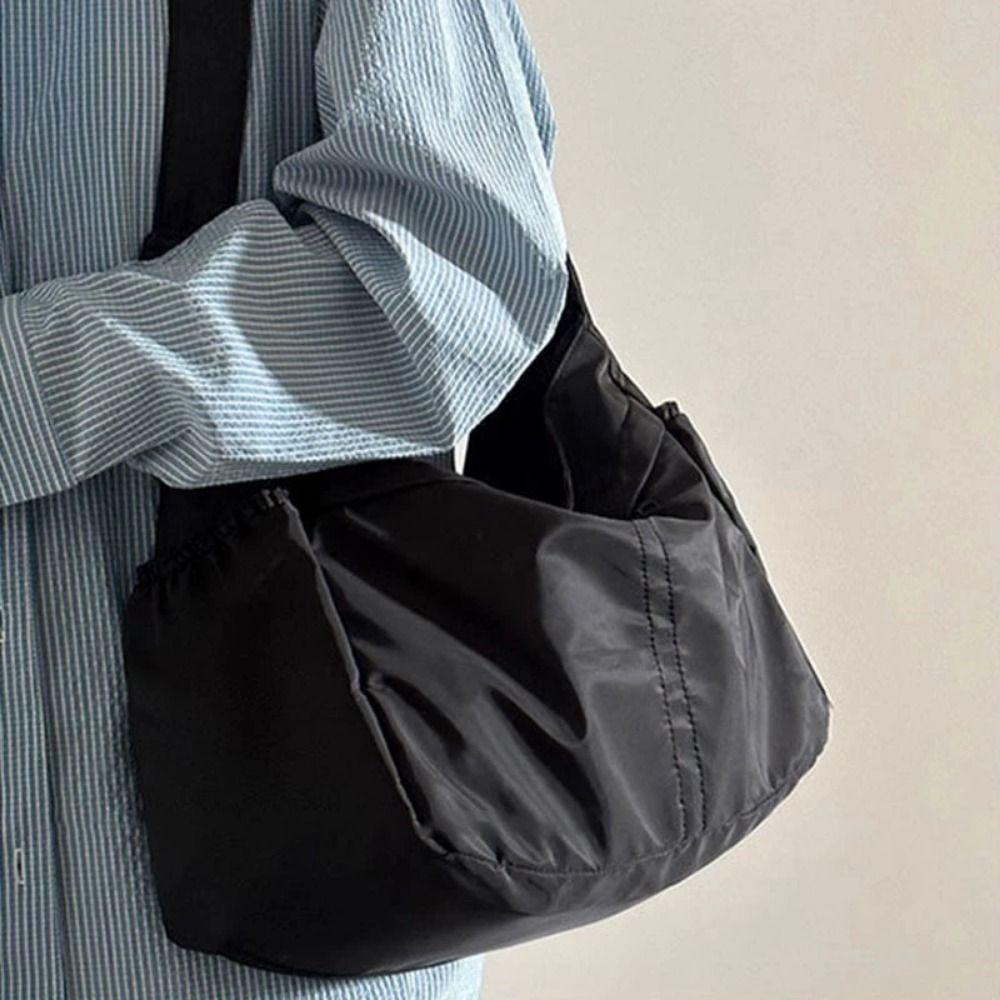 Adjustable Casual Shoulder Bag Solid Color Sports Messenger Bag Nylon Tote Bag  Commuting