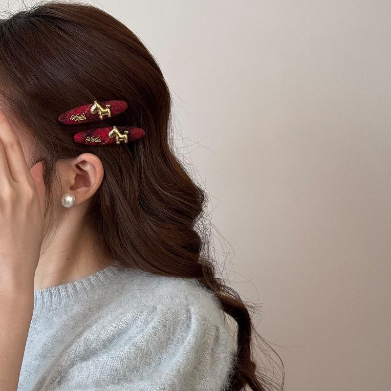 Quickly Become Rich - Side Braid, Edge Braid, Side Braid, Fringe Braid, Horse Year Zodiac Year Hair Clip