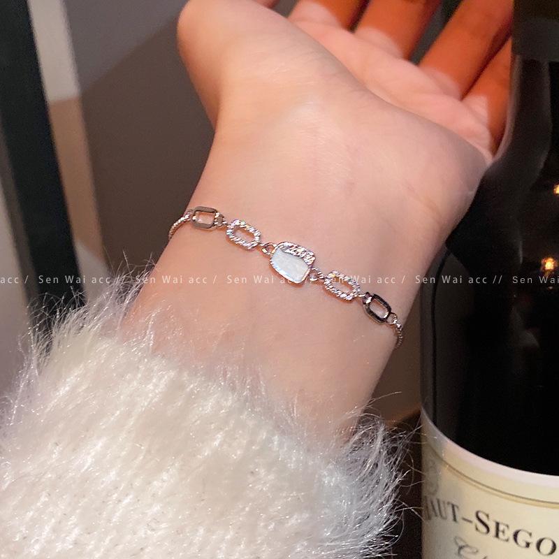 

Japan and South Korea micro-inlaid zircon geometric bracelet women s light luxury design bracelet jewelry
