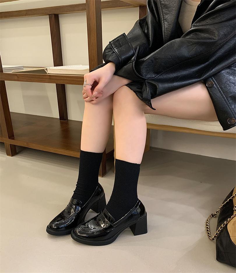 Black uniform small leather shoes women's 2025 spring new British style round head thick heel, one-pedal loafers