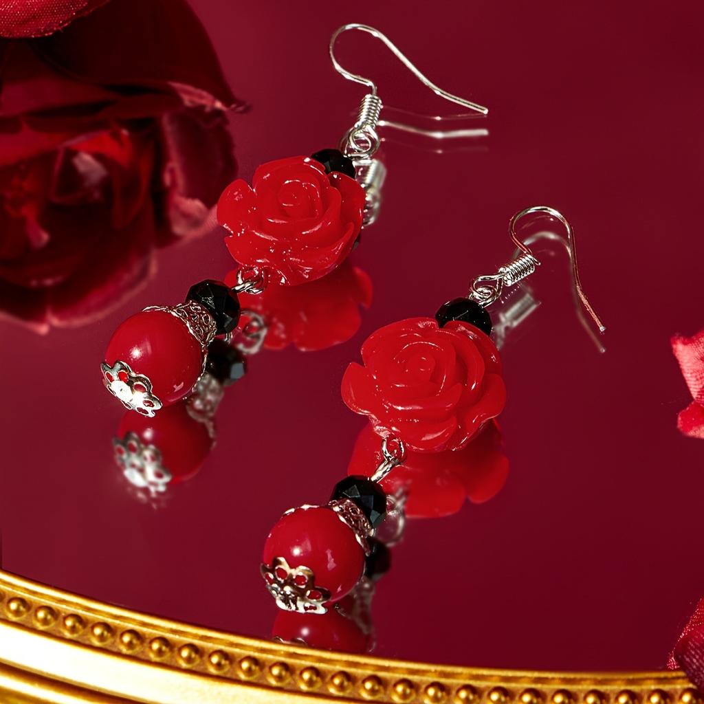 Red Love New Year's Earrings Women's Simple Festive Earrings Versatile Fashion Earrings