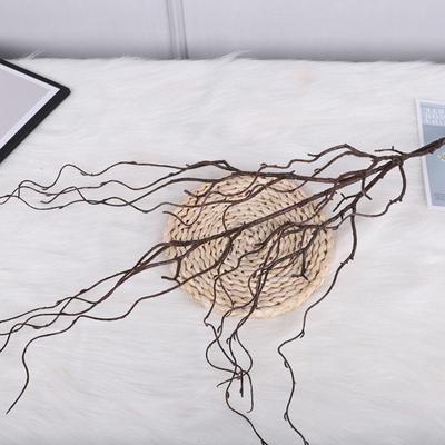 Decoração de casa – Flores e coroas artificiais