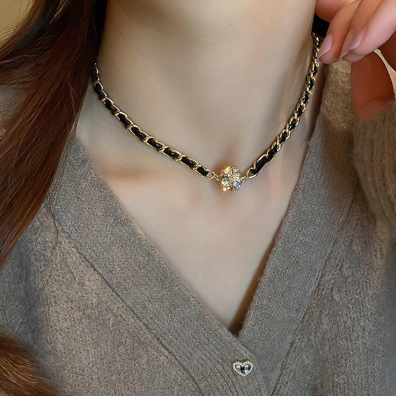 Korean super flash diamond bow tassel necklace fashion personality collarbone chain necklace women