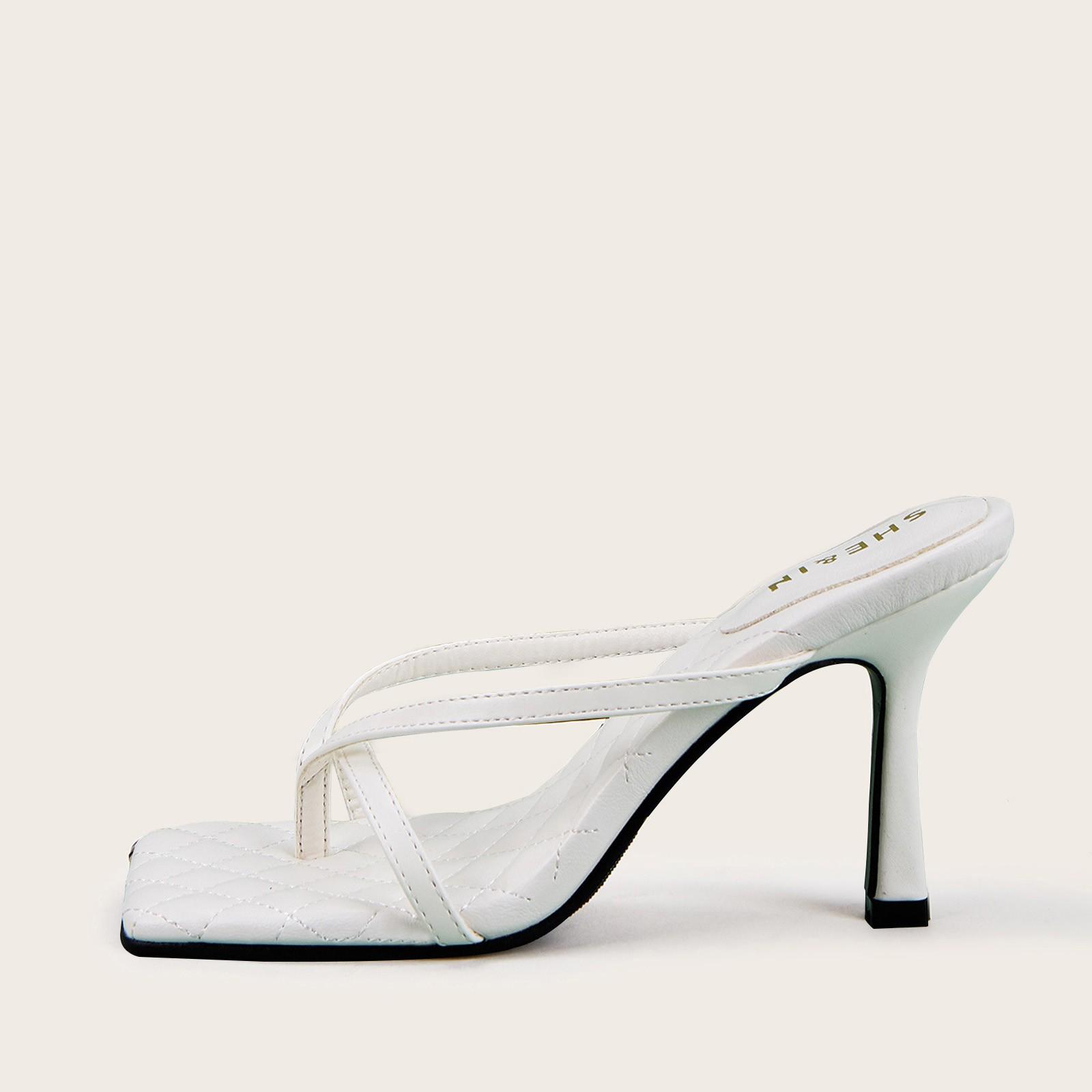 

Женские босоножки на каблуке с открытым носком. Летние модные женские босоножки на квадратном каблуке. Шлепанцы. Сандалии на танкетке. Сандалии-шлепанцы на тонком высоком каблуке. Женская обувь. белый