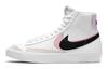 Blazer Mid 77 SE GS Weiß Arctic Punch DD1847-101