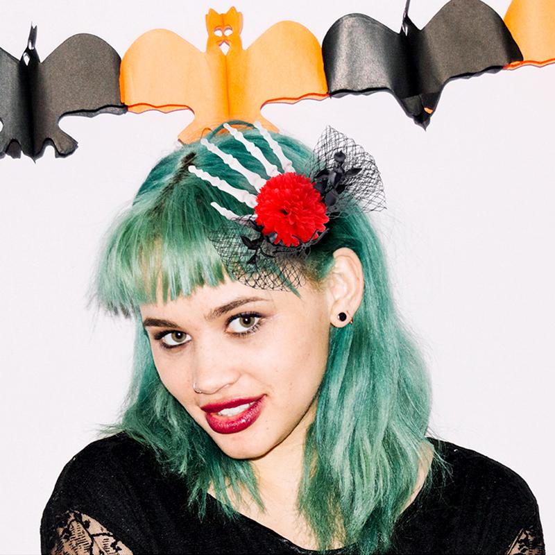 1Pc Halloween Witch Ghost Bride Decoration Side Clip Mesh Plastic/Polyester Strange Dance Rose Hairpin Dress Hair Clip