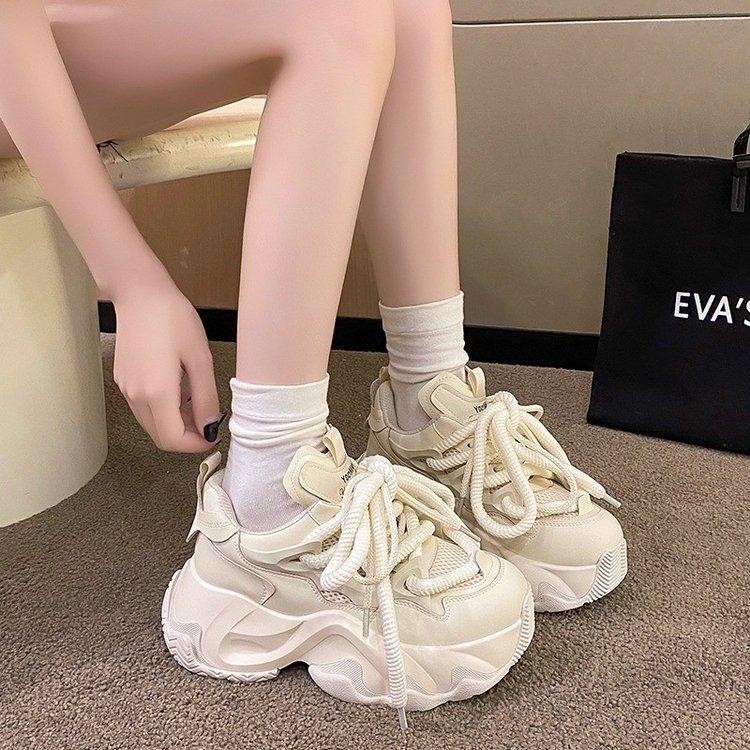 

Dad s shoes increase in height, spring and summer new high-heeled small men show high platform muffin sneakers 35 бежевый