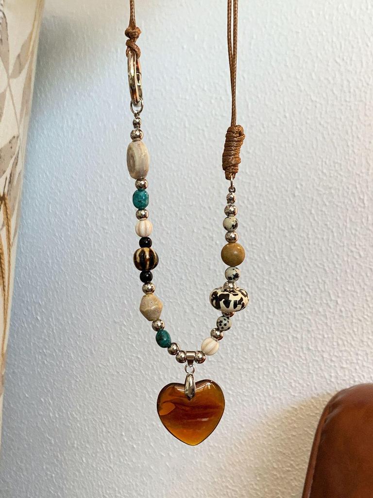 Vintage Ceramic Beaded Heart Pendant Necklace - Minimalist Luxury Clavicle Chain