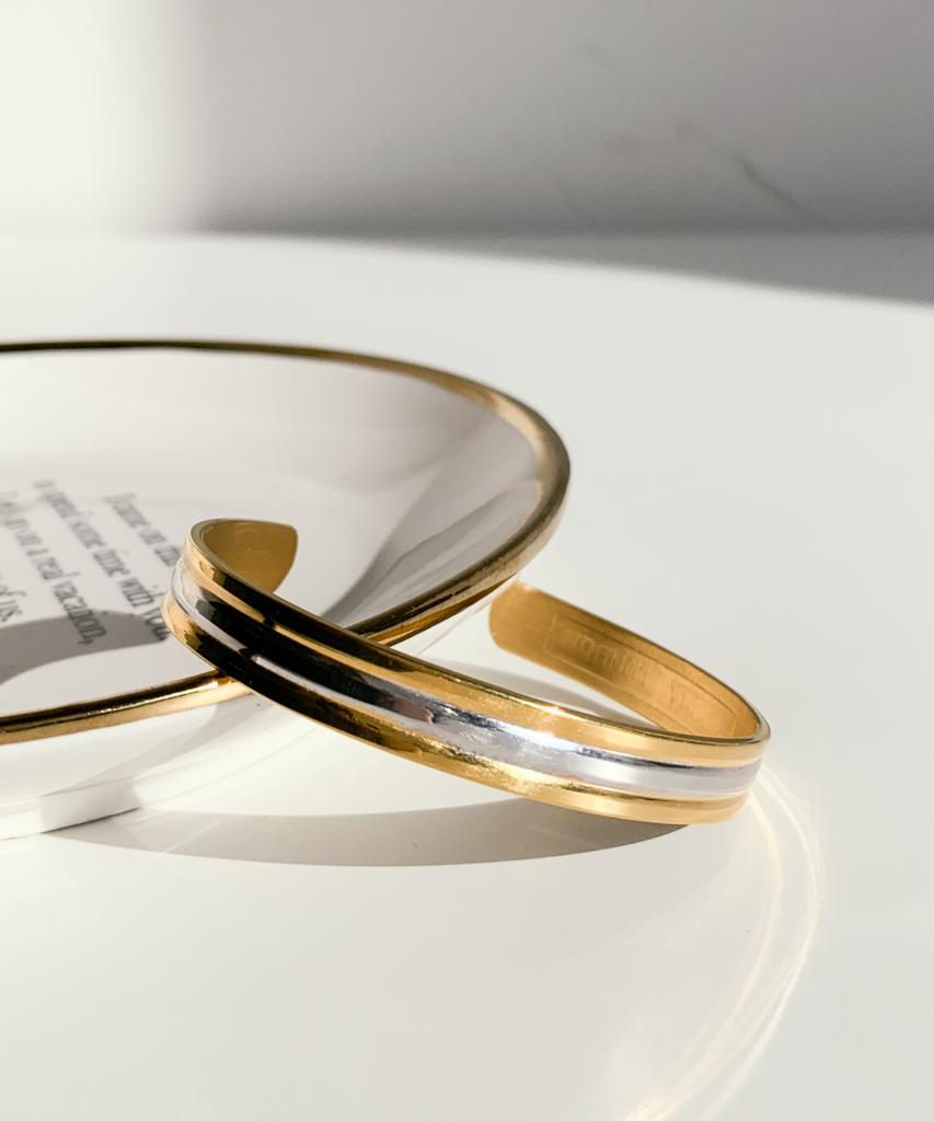 Sabona London F-D2 White Yellow Gold Plated Classic Duet Fashion Bangle