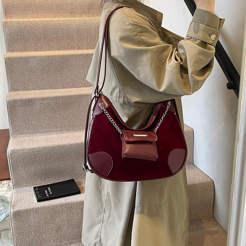 

2025 новая модная простая трендовая портативная сумка-мессенджер через плечо, ретро универсальная сумка, женская сумка-тоут 34*8*27 красный