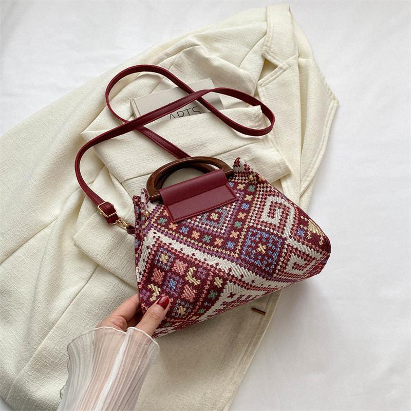 Trendy Street Style Pu Material Shoulder Bag For Women In Black Blue Red