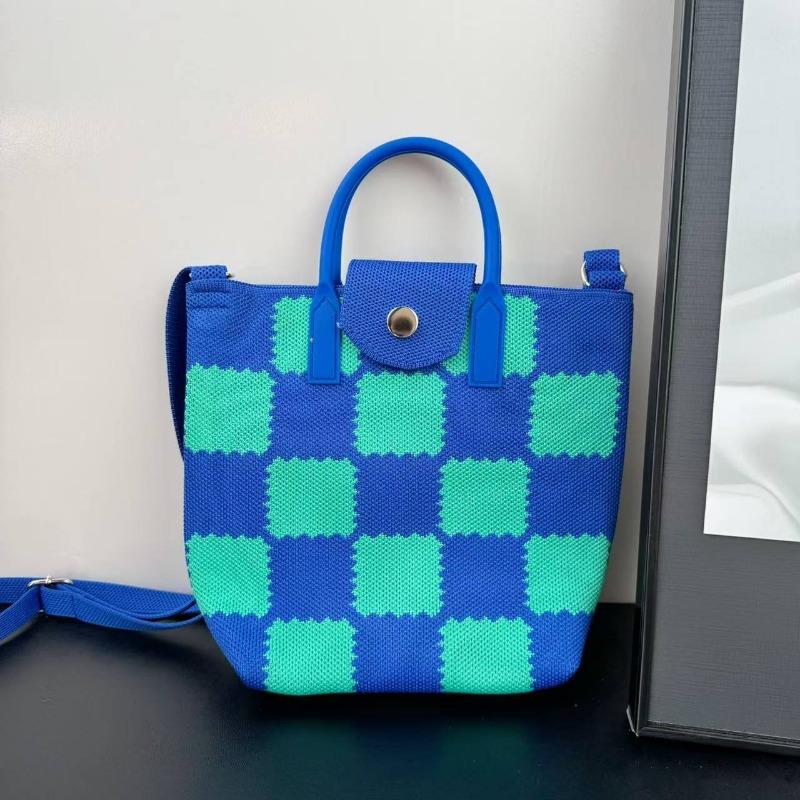 Premium new cute cartoon knitted mobile phone bag adjustable messenger handbag niche versatile dopamine bag