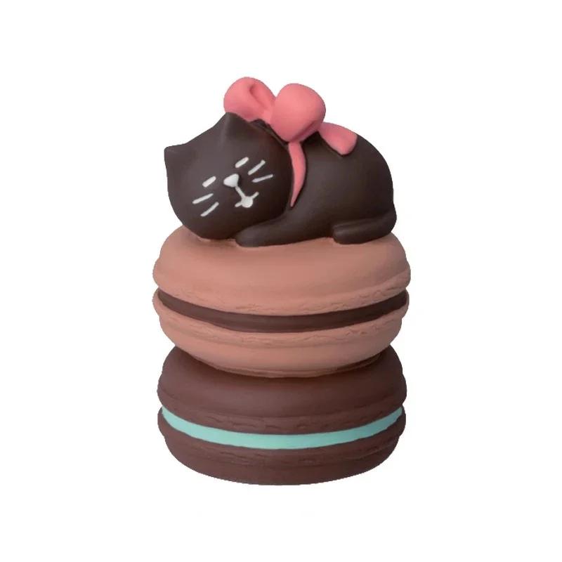 1pc Cat Scene Ornaments Valentine's Day Gifts Chocolate Food and Entertainment INS Strawberry Bread Decoration Resin Ornaments