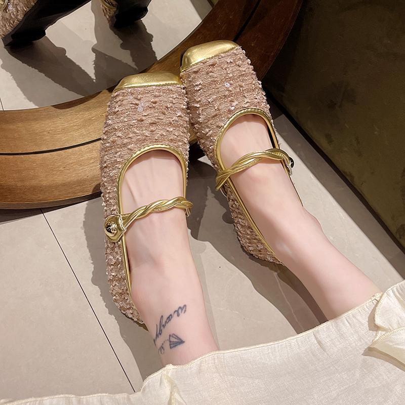 

Модные туфли-балетки с мелким вырезом, ароматные, минималистичные, на плоской подошве, одинарные, для женщин, 2024, новая весна, французские туфли Мэри Джейн с квадратным носком 40 розовый