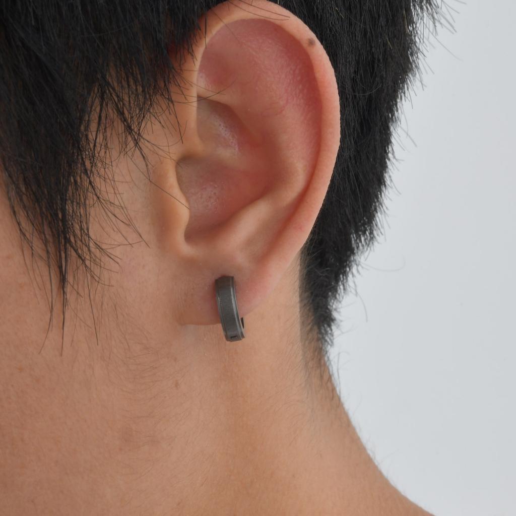 Simple Huggies Hoop Earrings for Men Boys,Waterproof Stainless Steel Small Circle Earrings,Minimalist Classic Jewelry Gifts