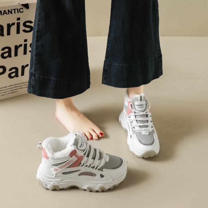 Women's Casual Sneakers Non Slip Comfortable Sports Shoes Women Winter Outdoor Vulcanized Shoes Woman Fleece Walking Trainers