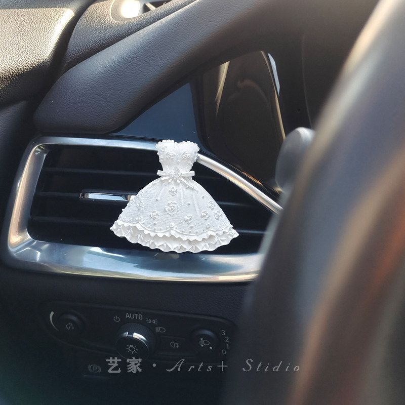 

White Dress Auto Perfume Aromatherapy Car Air Conditioner Air Outlet Decoration Flowers Fragrant Stone Goddess Fragrance Fancy White Dress Floral tone