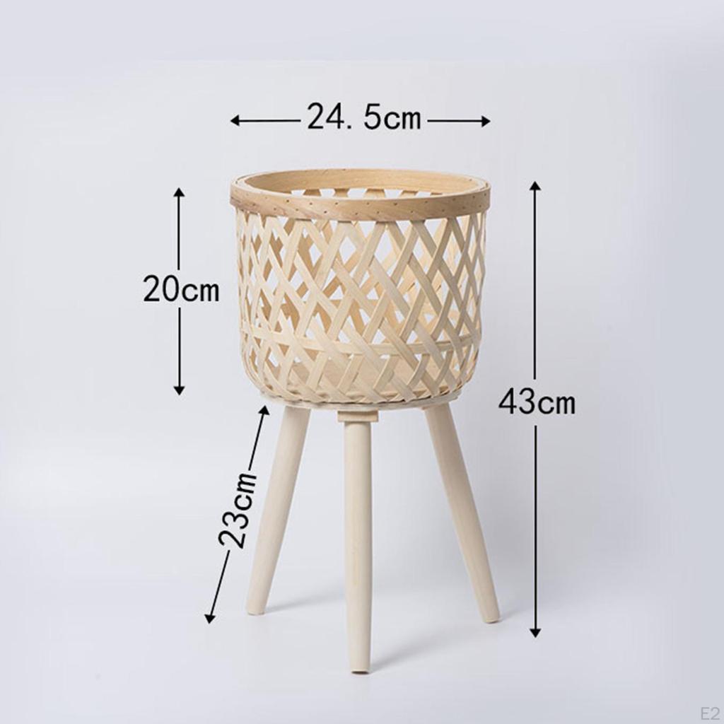 Erhöhter Blumentopfständer mit stabilen Holzbeinen