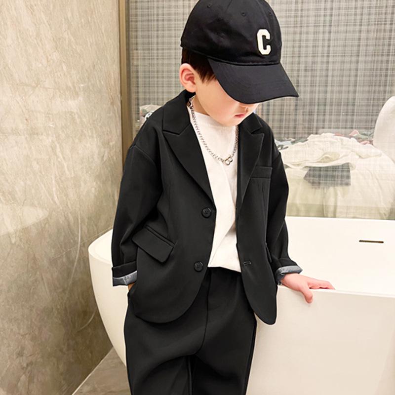 Set Tuxedo Elegant de Primăvară/Toamnă pentru Băieți - Costum Stil Coreean pentru Băieți cu Flori și Modă de Podium