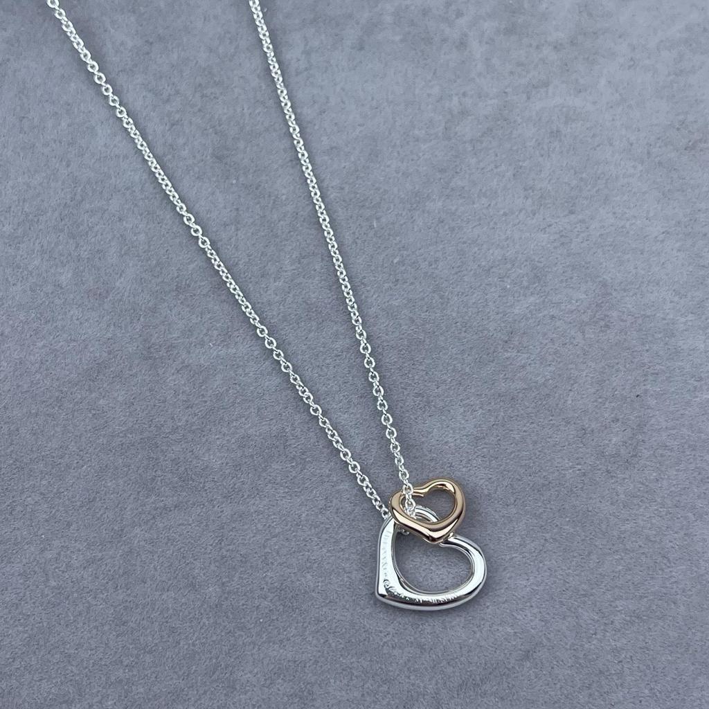 Collar con Colgante de Corazón de Plata de Ley 925 para Mujer Familia T con Diamantes y Esmalte, Cadena Clavicular Azul Clásico, Colgante para Mejor Amiga