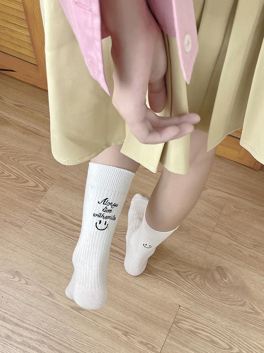 

Очаровательные хлопковые носки с вышивкой в виде смайлика - Женская мода в японском стиле One size 35-40 белый