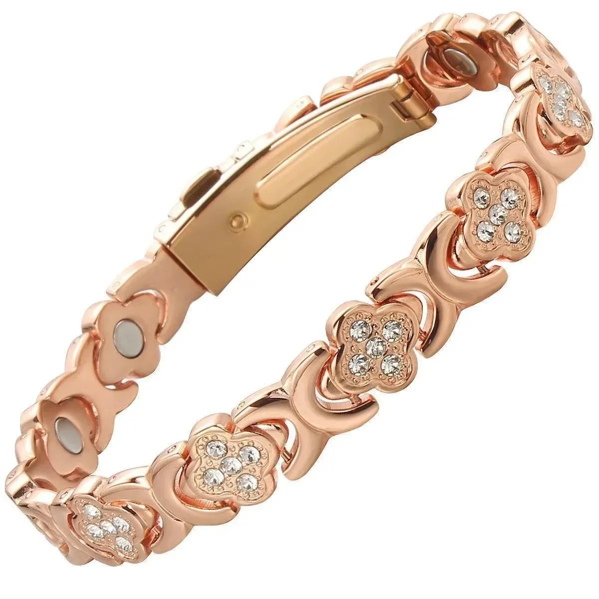

Four-leaf Clover Red Copper Strap Buckle Rose Gold Color Men and Women Bracelet Magnet Jewelry