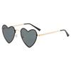 Love Heart Shape Women'S Sun Glasses European American Fashion Sun Glasses Woman Holiday Travelling Men Sunglass