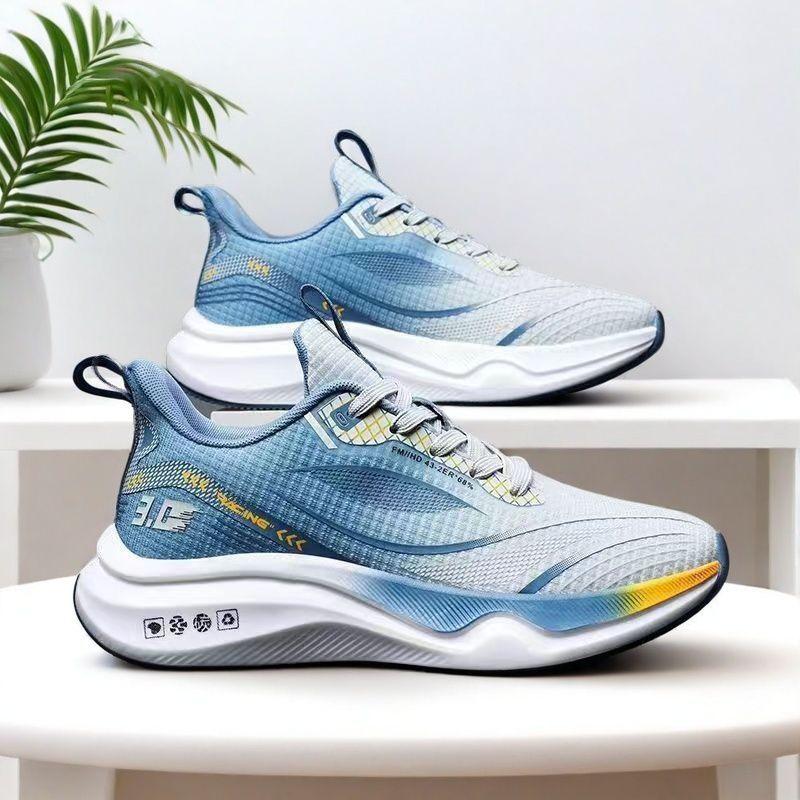 Sneakers men's new Korean version breathable casual shoes teen trendy men's shoes soft sole lightweight fly-woven running shoes