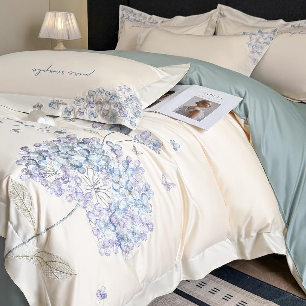 Light Luxury Skin-Friendly Embroidered Duvet Cover Set, Super Soft & Breathable, Available In Single/Double & Student Three-Piece Styles.