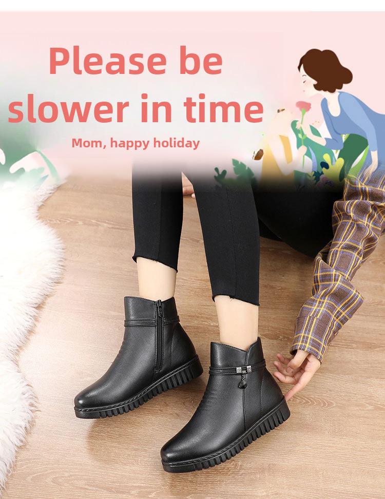 Women's Winter Cotton Flat Heel Short Boots - Non-Slip, Warm, Large Sizes 41-42 for Middle-aged & Elderly