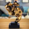 Elegant Living Room Decoration Kiss Couple Accessories Lovers Statue Resin Figur